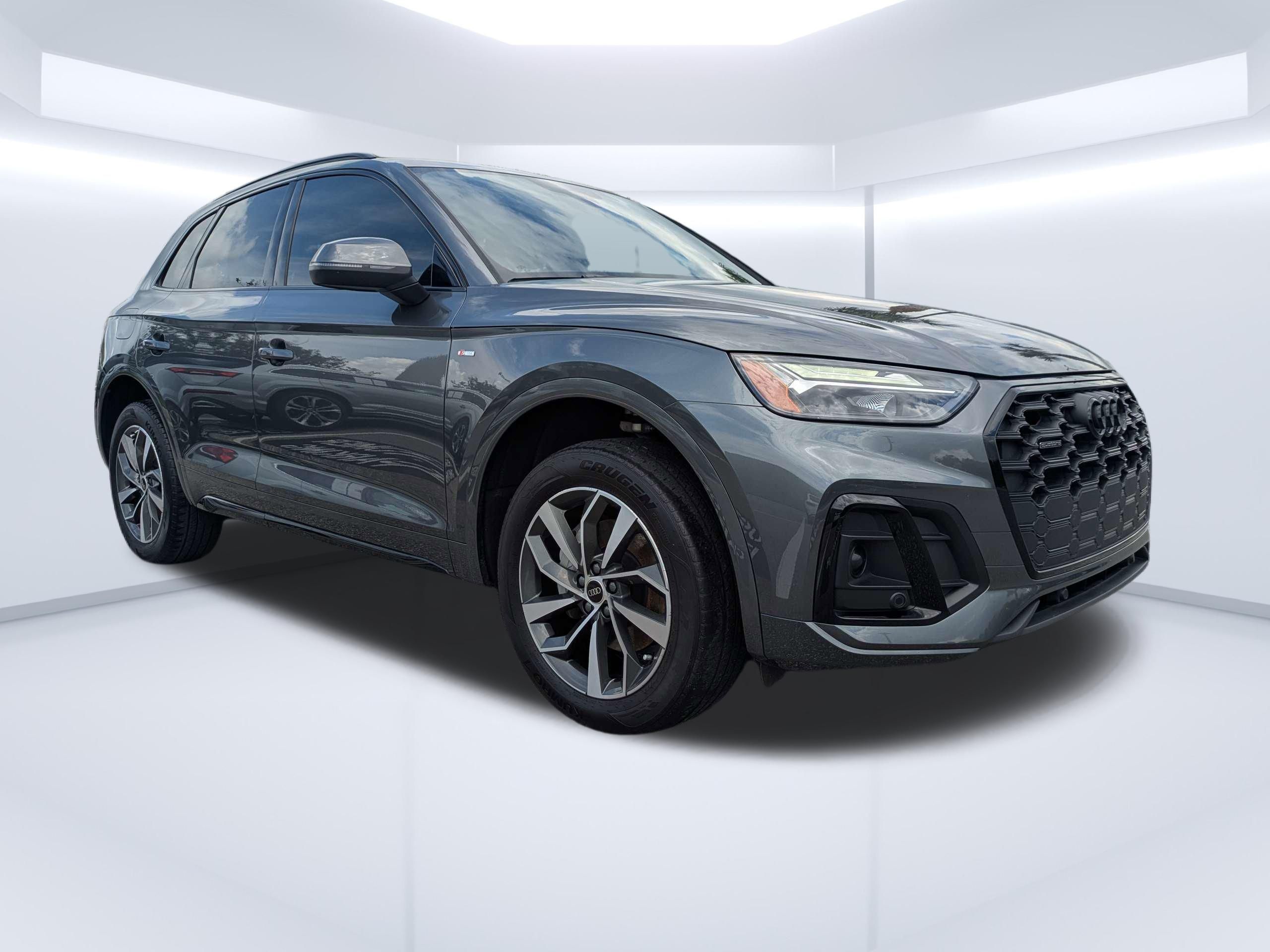 2024 Audi Q5 45 Premium's photo