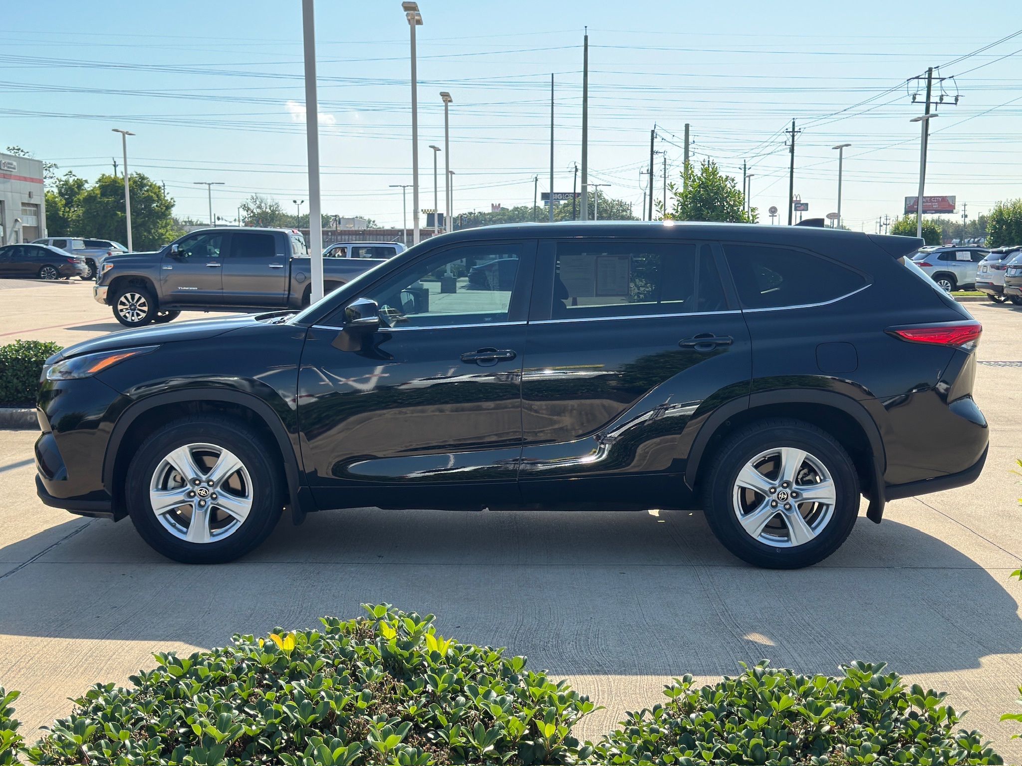 2023 Toyota Highlander LE Black at Don McGill Toyota