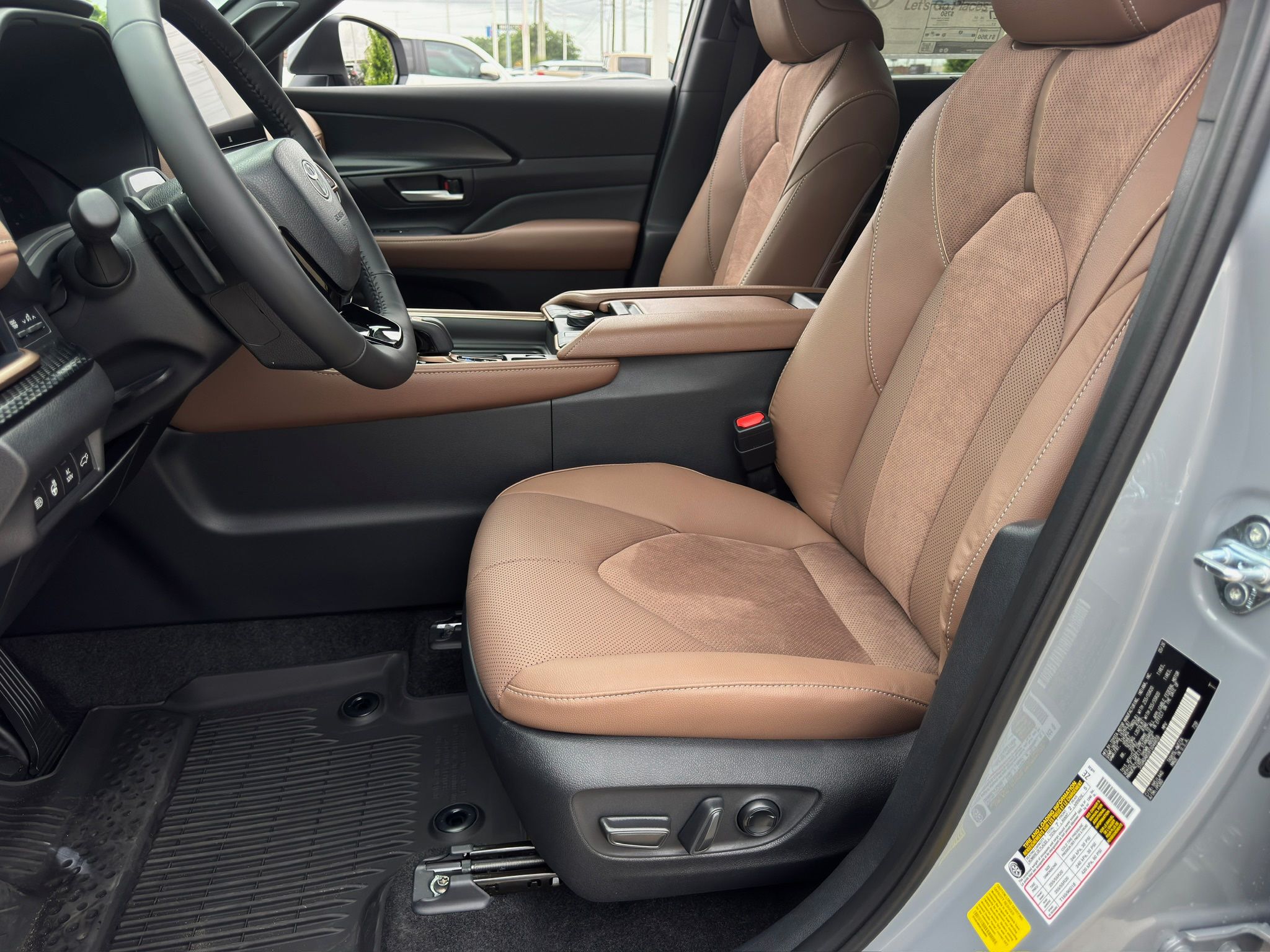 2026 Toyota Grand Highlander Hybrid MAX Platinum  at Gullo Toyota