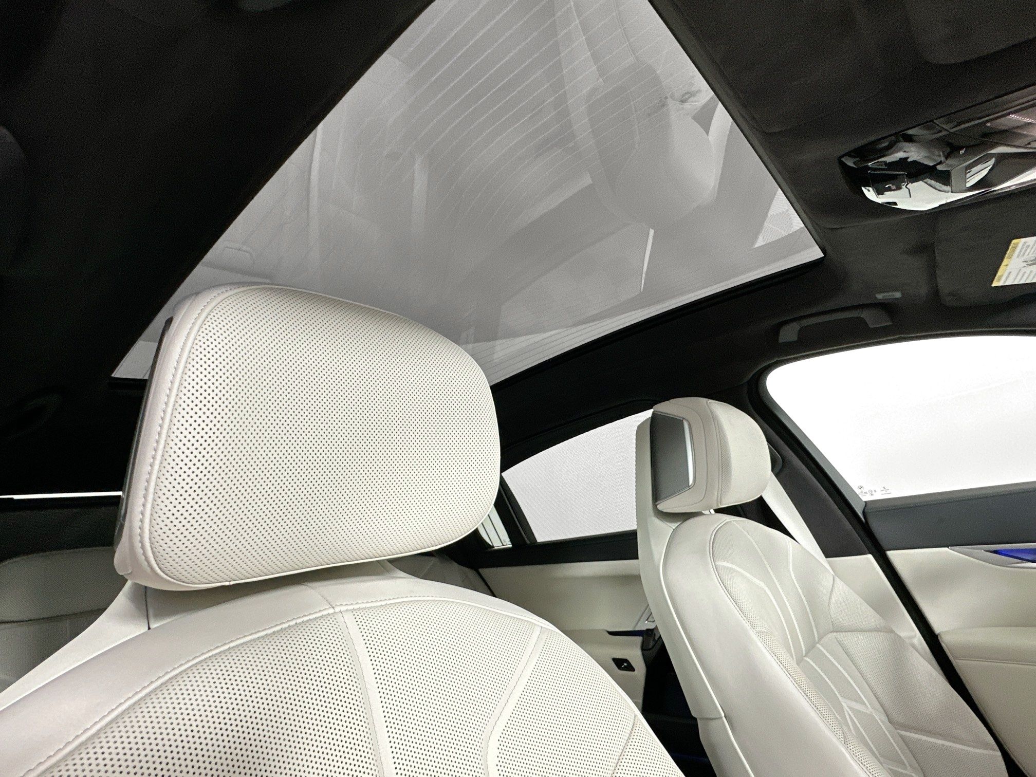 used 2023 BMW 7-Series car, priced at $62,998