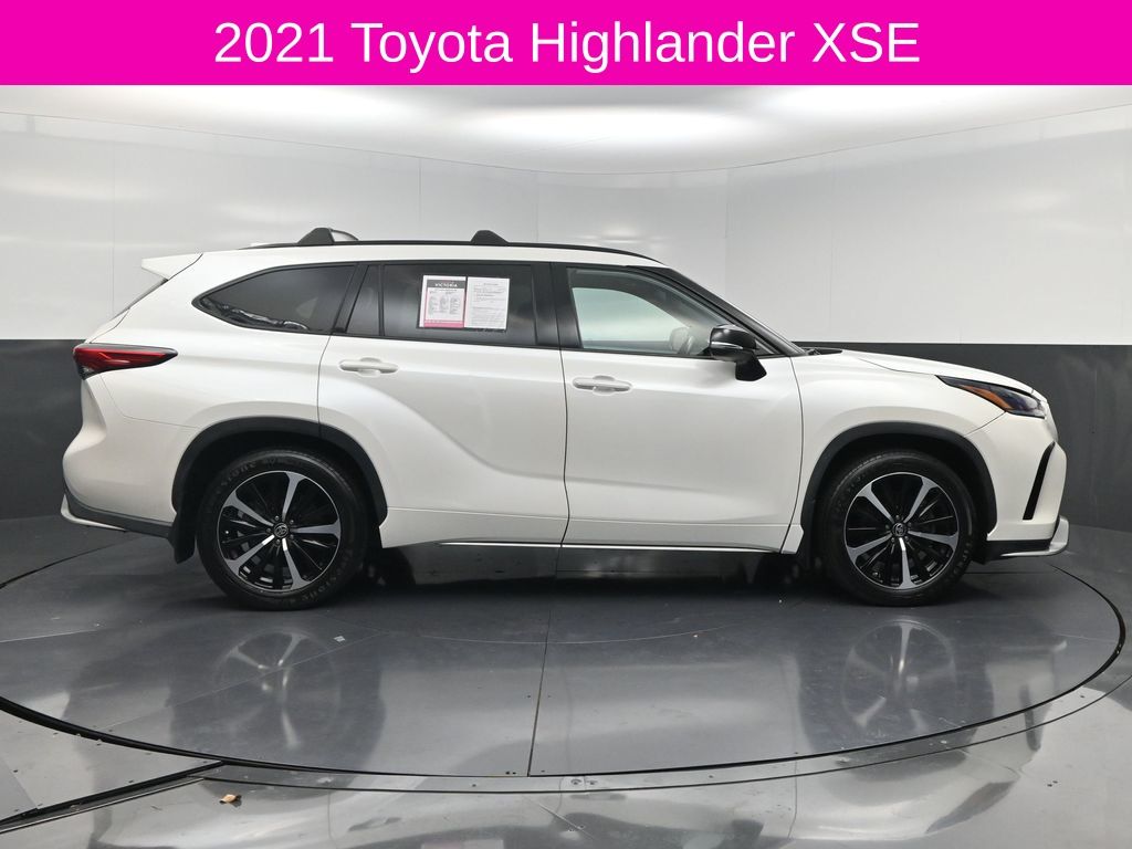 2021 Toyota Highlander XSE White at Toyota of Victoria
