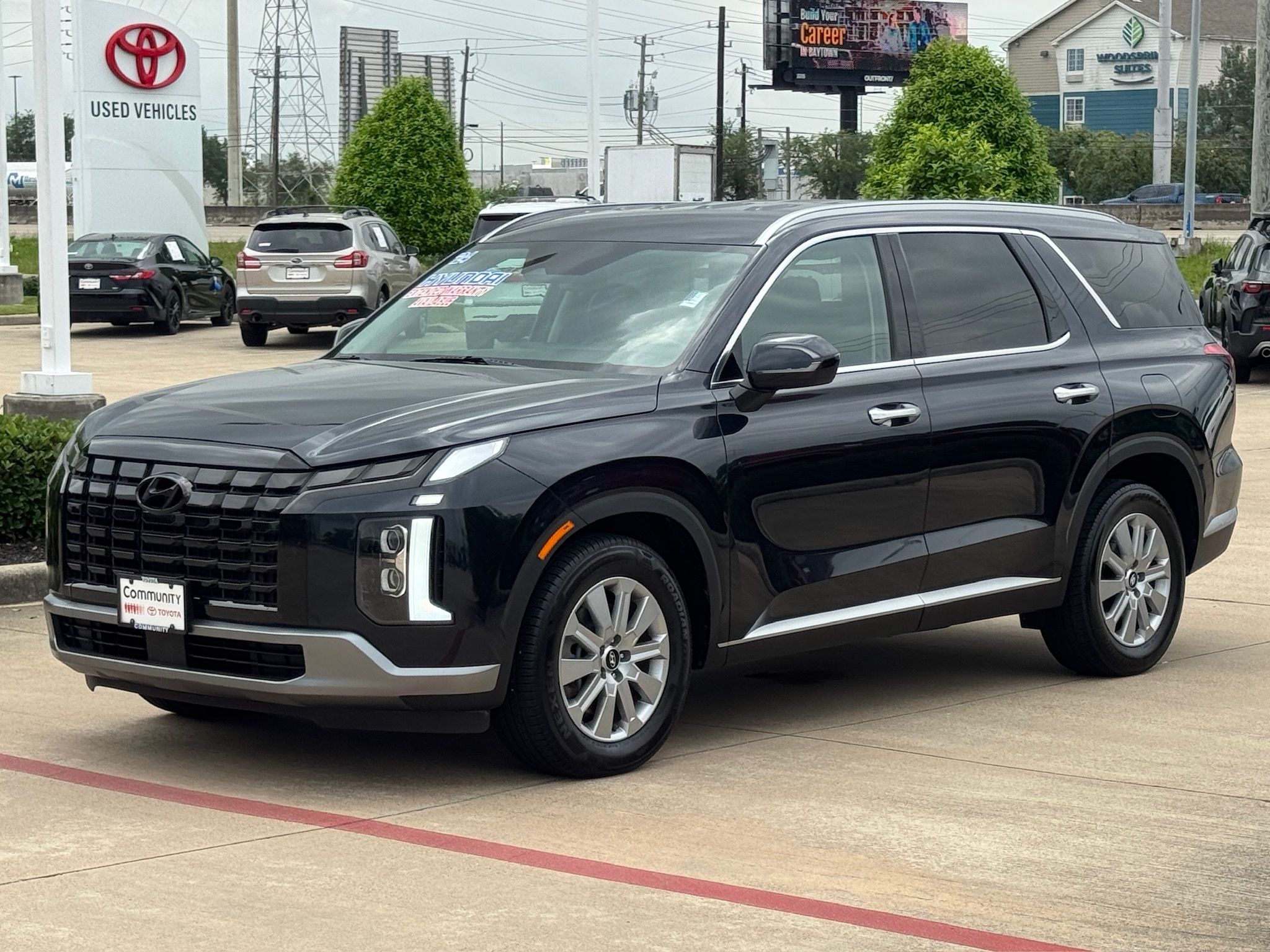 2024 Hyundai Palisade SEL White at Shottenkirk Kia Fort Bend