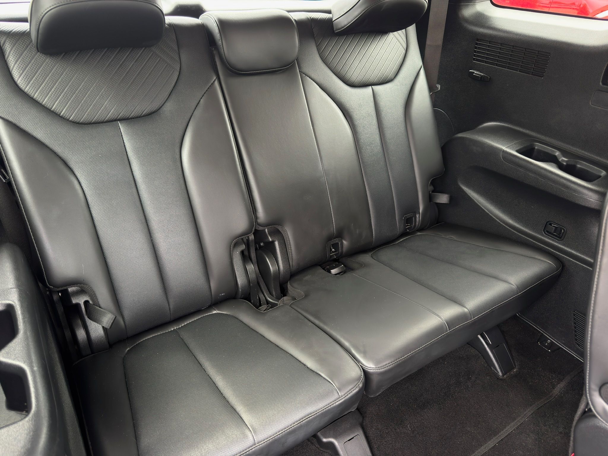2024 Hyundai Palisade SEL White at Shottenkirk Kia Fort Bend