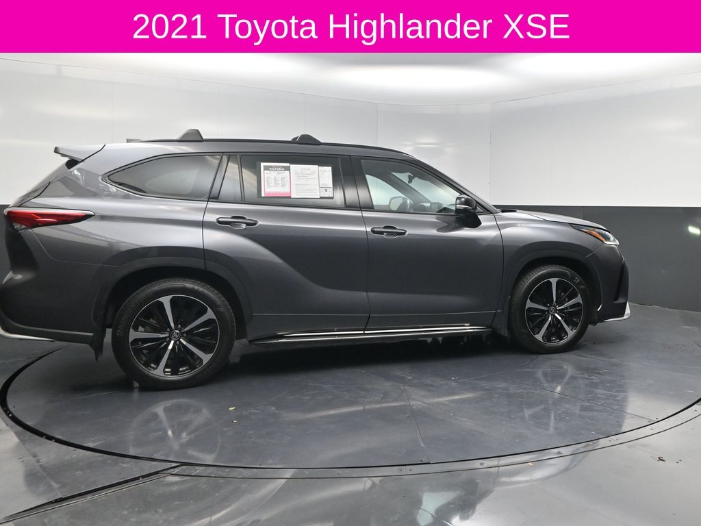 2021 Toyota Highlander XSE Gray at Autostrade