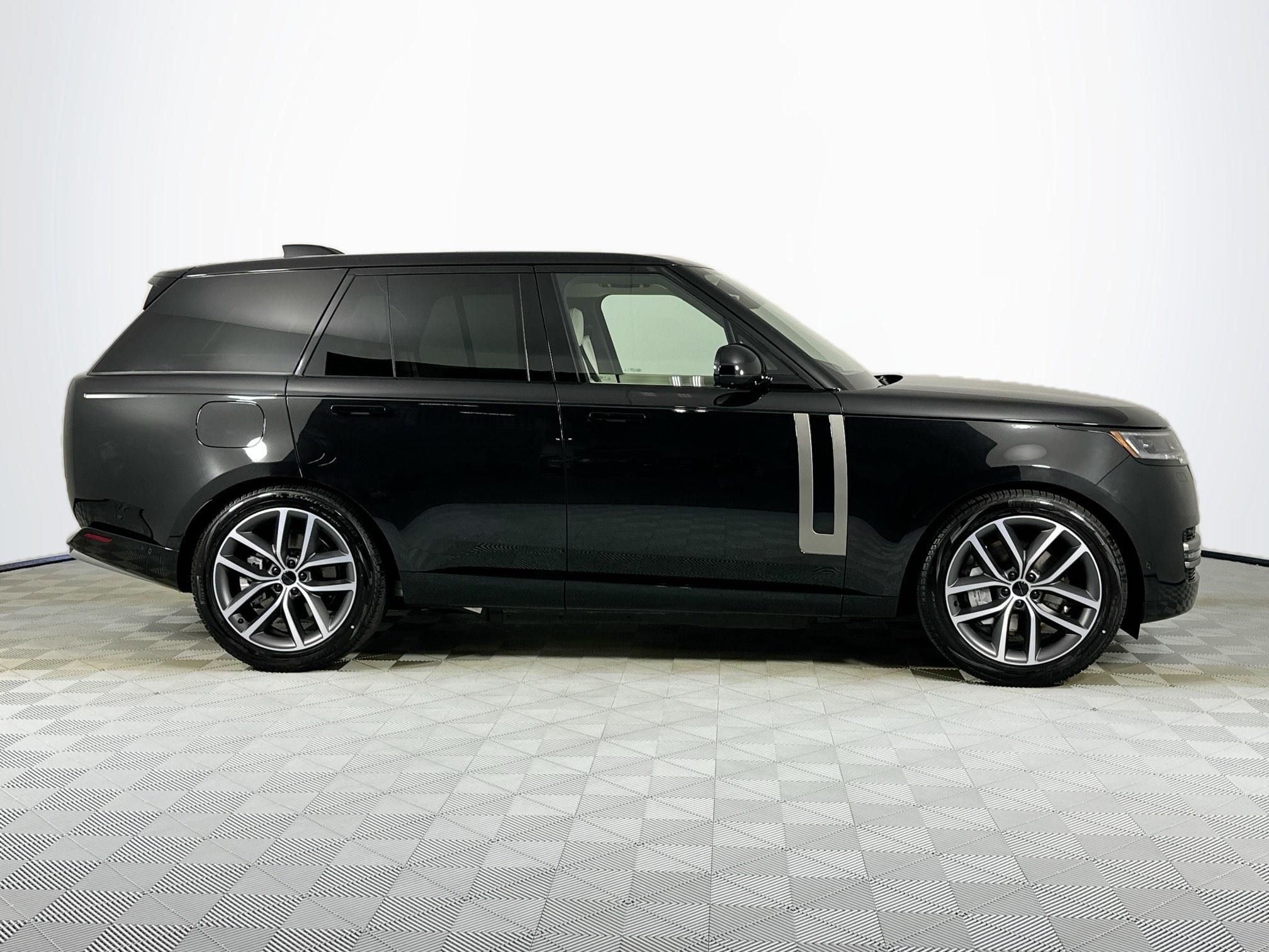 new 2026 Land Rover Range Rover Plug-In Hybrid car, priced at $133,760