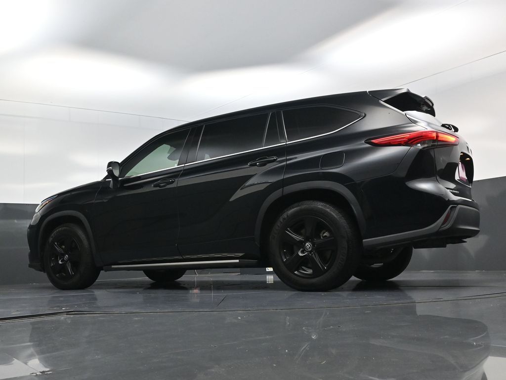 2022 Toyota Highlander LE Black at Victoria Chrysler Dodge Jeep Ram