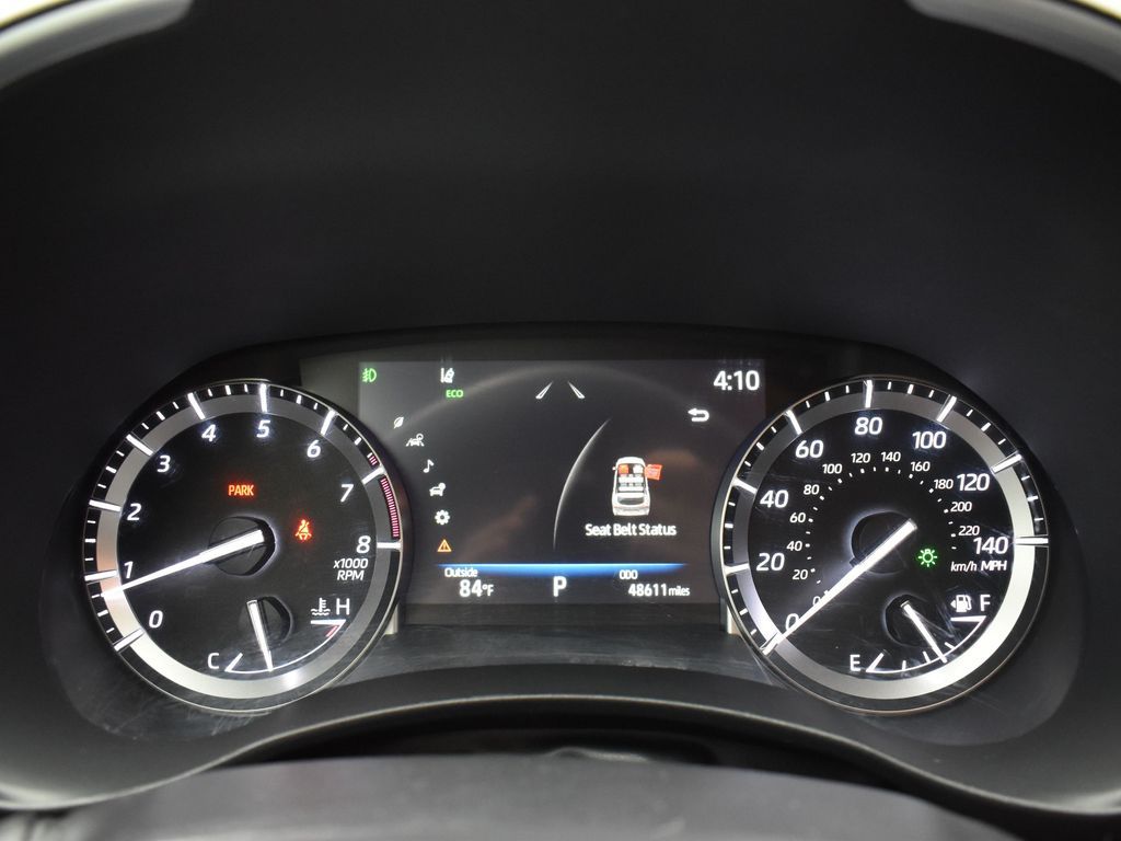 2022 Toyota Highlander XLE Beige at Victoria Chrysler Dodge Jeep Ram