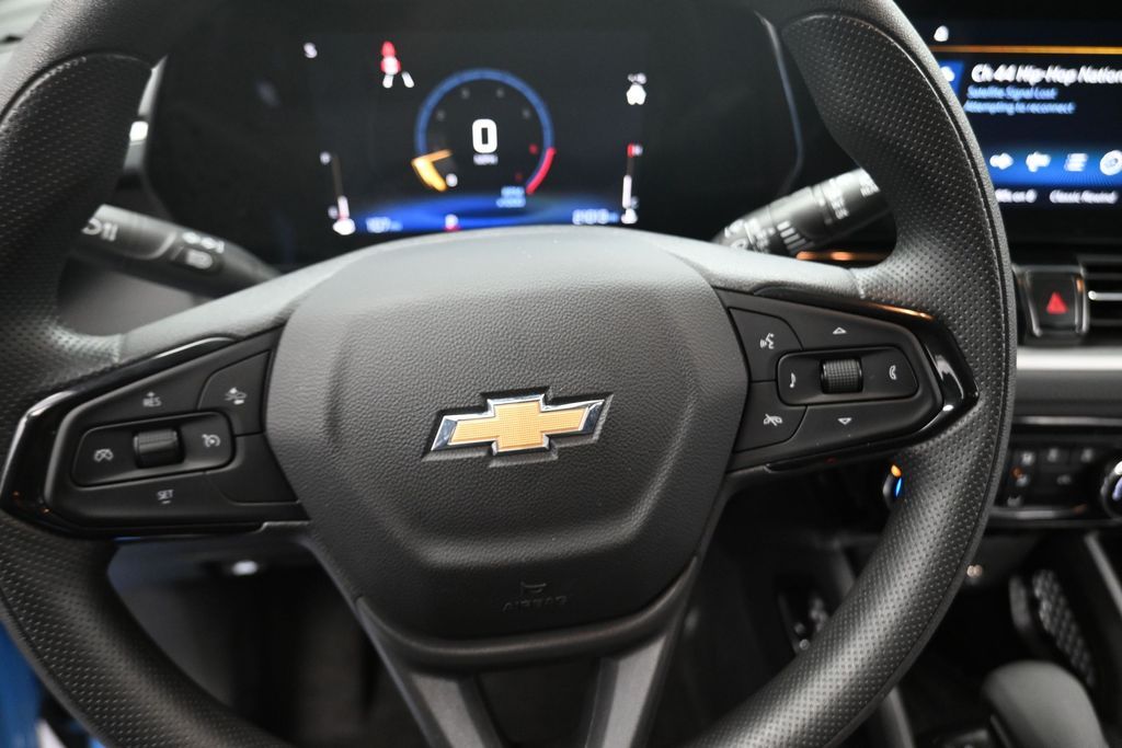 2024 Chevrolet TrailBlazer LT Blue at DeMontrond Automotive Group