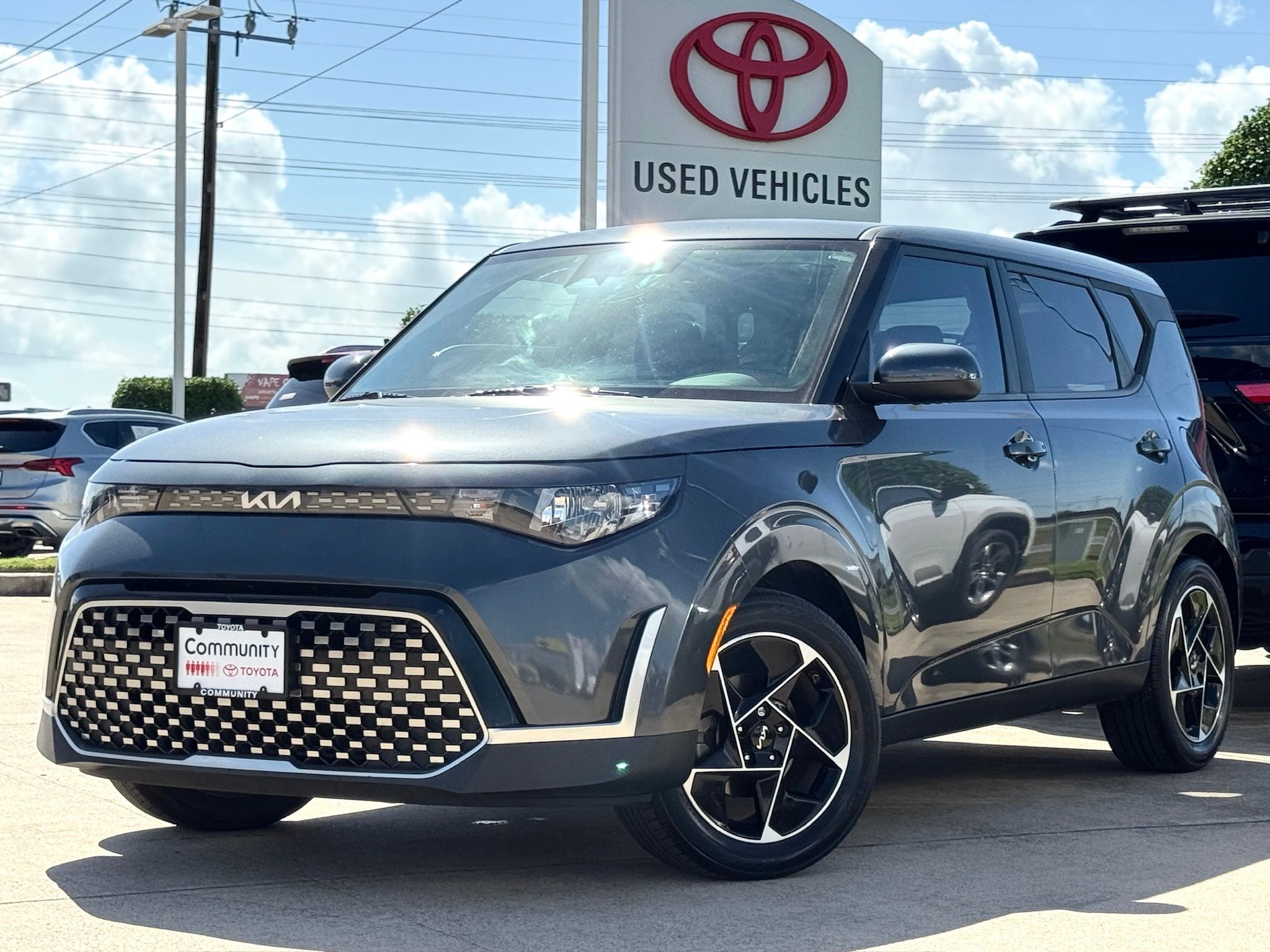 2024 Kia Soul EX Gray at Community Kia