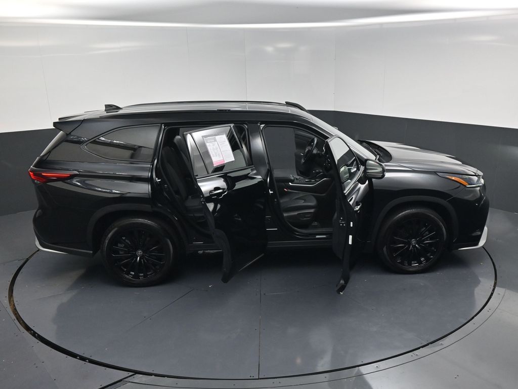 2025 Toyota Highlander XSE Black at Don McGill Toyota