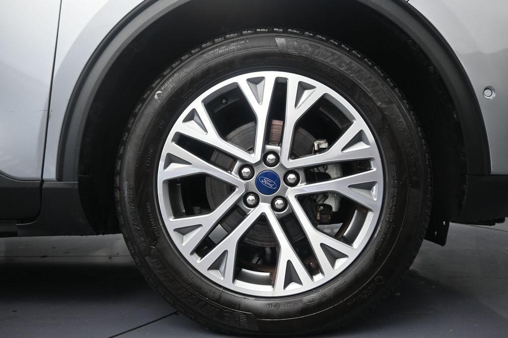 2022 Ford Escape SEL Silver at DeMontrond Ford