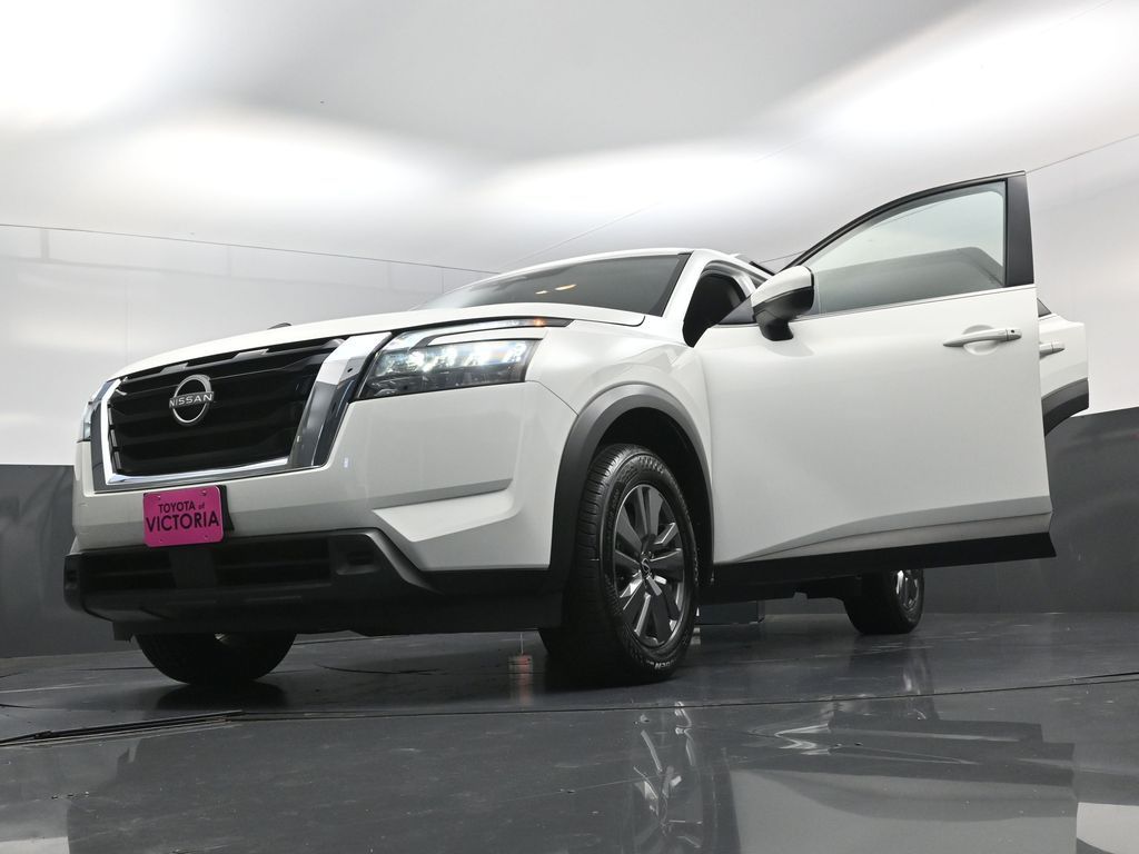 2025 Nissan Pathfinder SV White at Central Houston Nissan