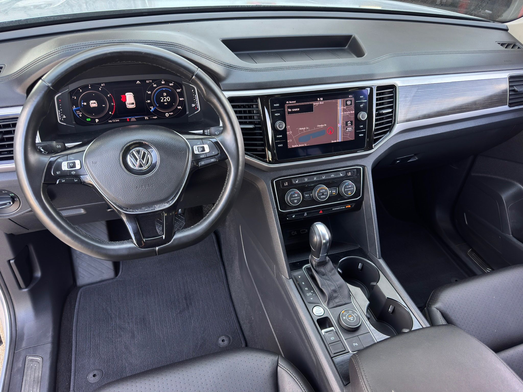 2019 Volkswagen Atlas SEL Silver at Community Kia