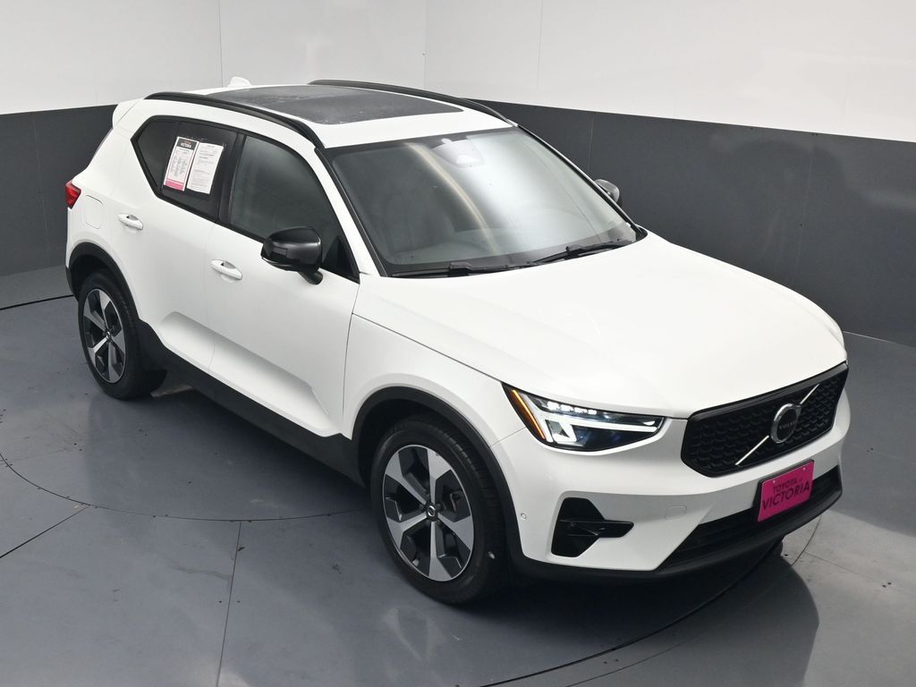 2023 Volvo XC40 Ultimate White at Big Star Chrysler Jeep Dodge Ram 