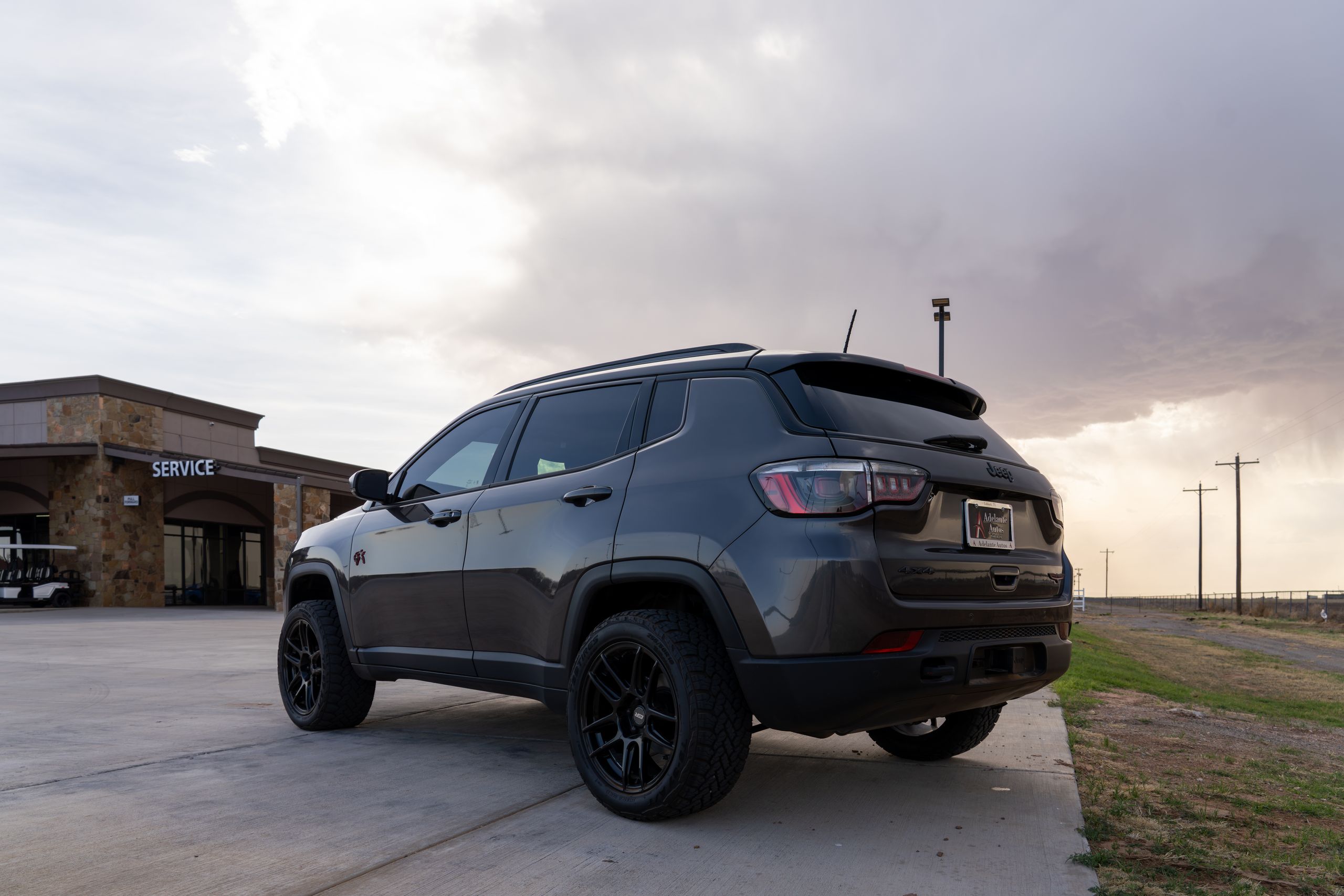 View vehicle photo 3