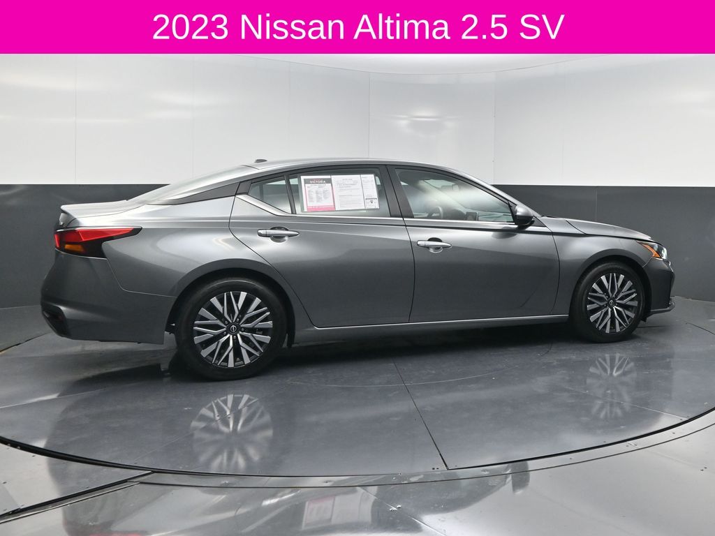 2023 Nissan Altima 2.5 SV - 3