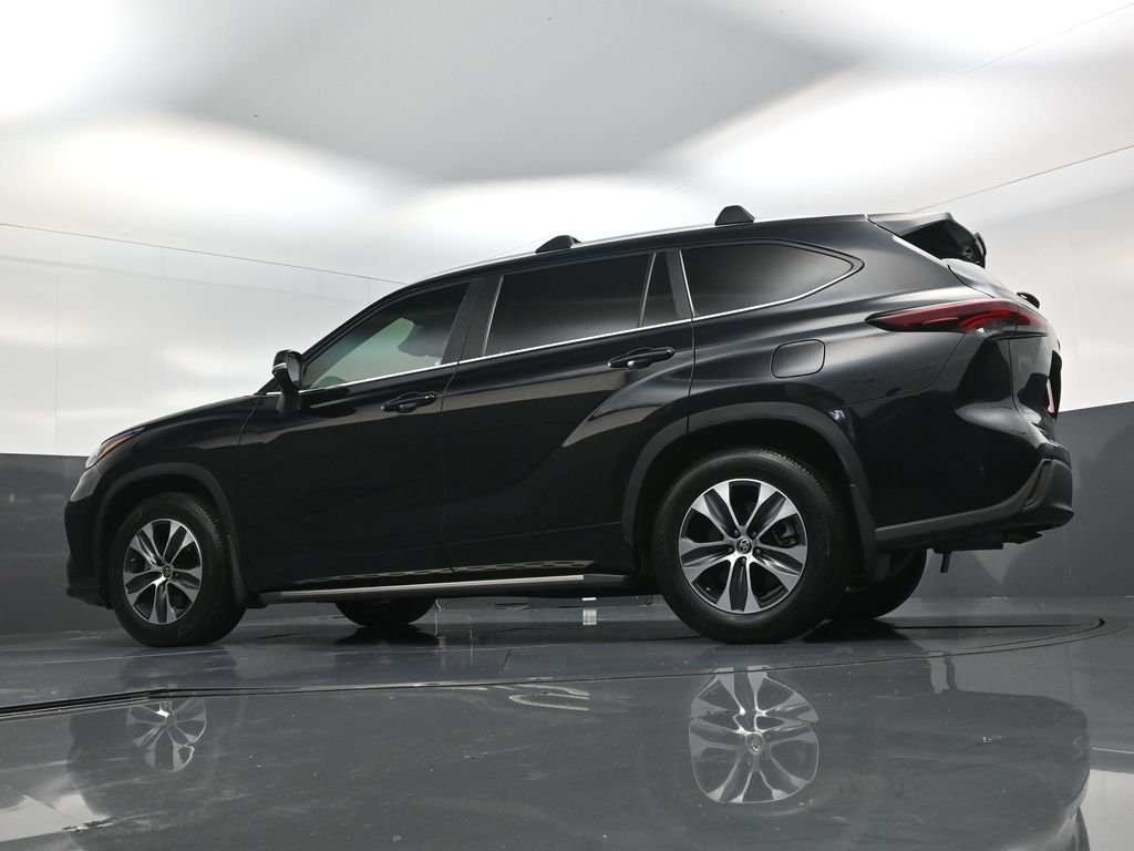 2024 Toyota Highlander XLE Black at Don McGill Toyota