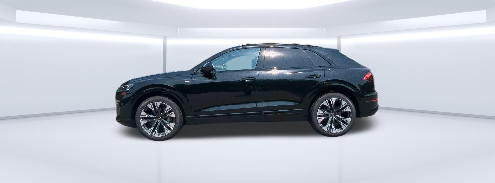 Audi 2026 Q8 Premium Plus quattro