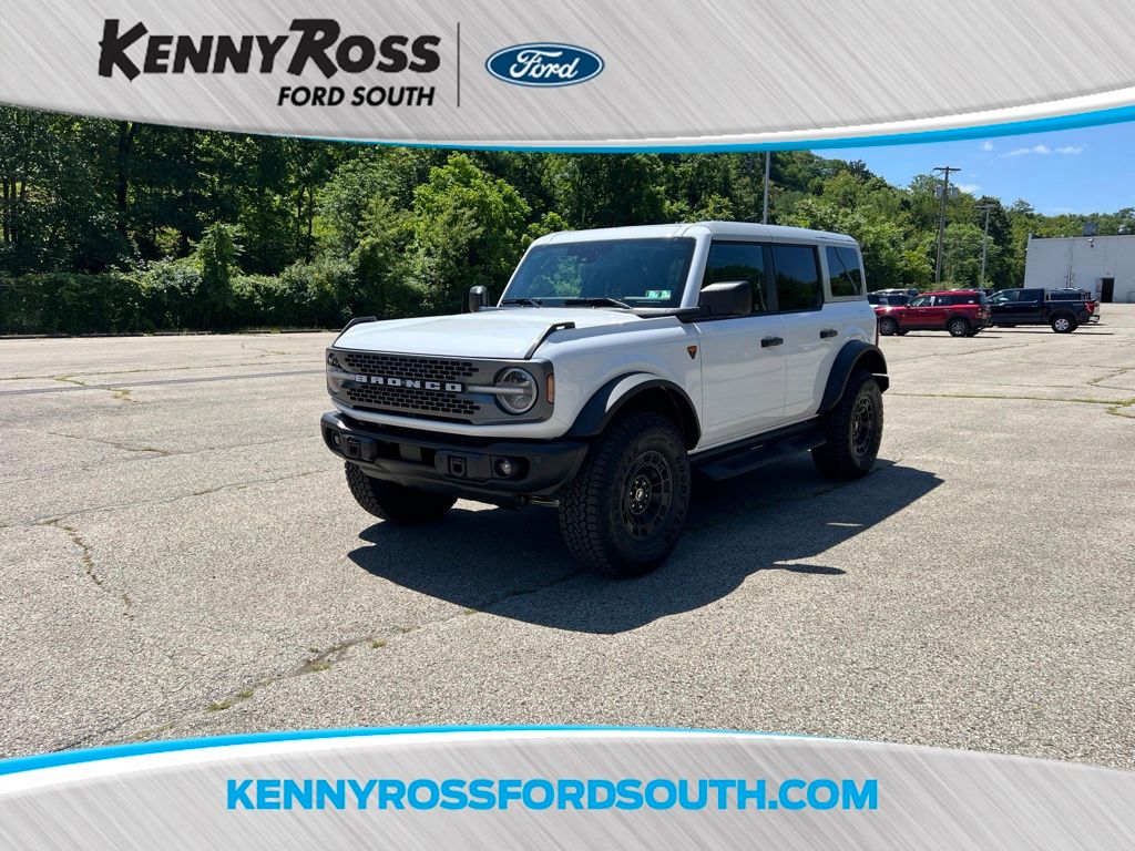 Oxford White 2026 Ford Bronco SUV / Crossover Four-Wheel Drive Automatic