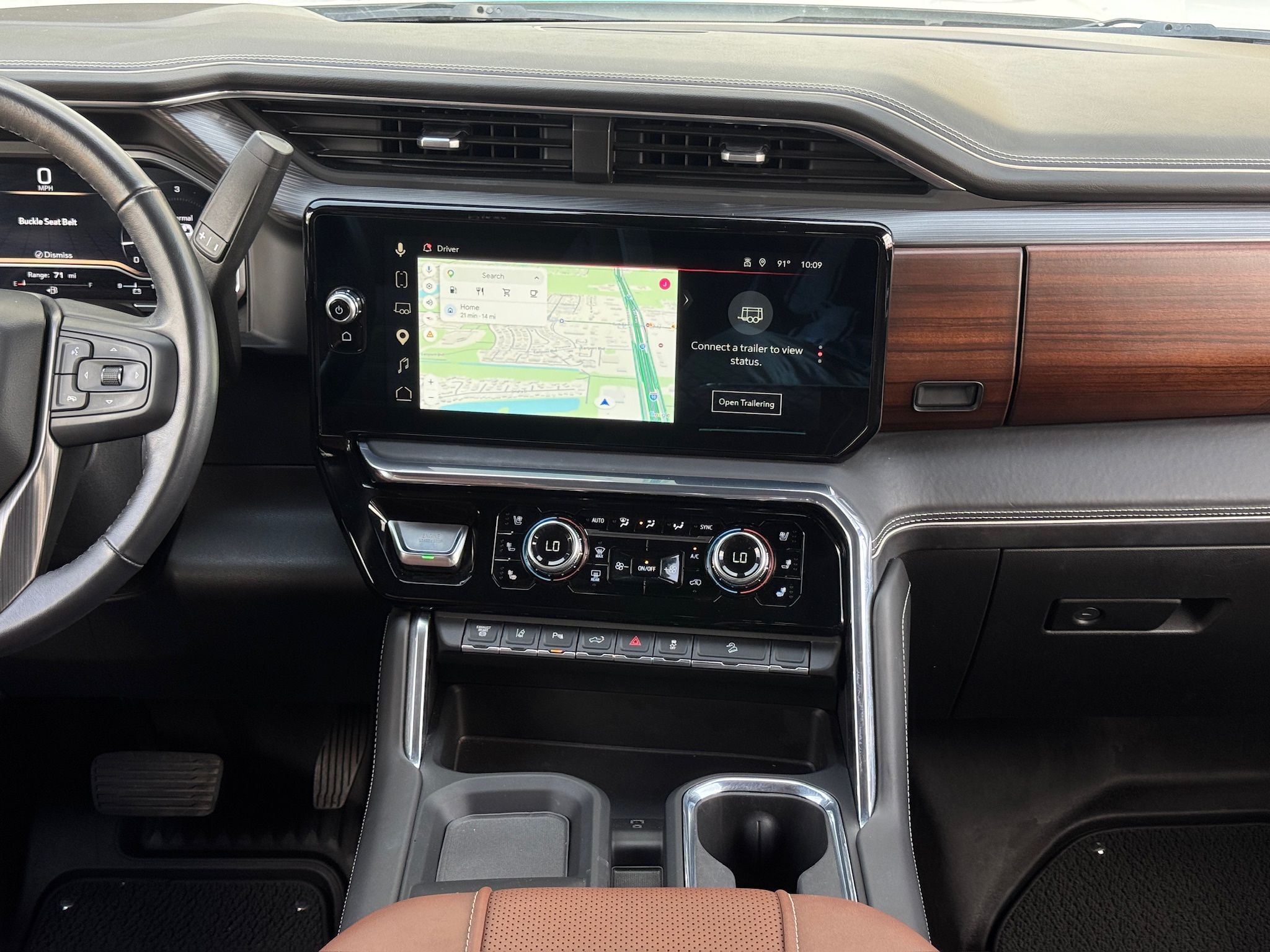 2024 GMC Sierra 2500HD Denali Ultimate White at South Houston Nissan