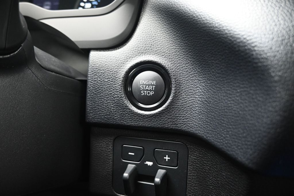 2026 Toyota Tundra SR5 - 9