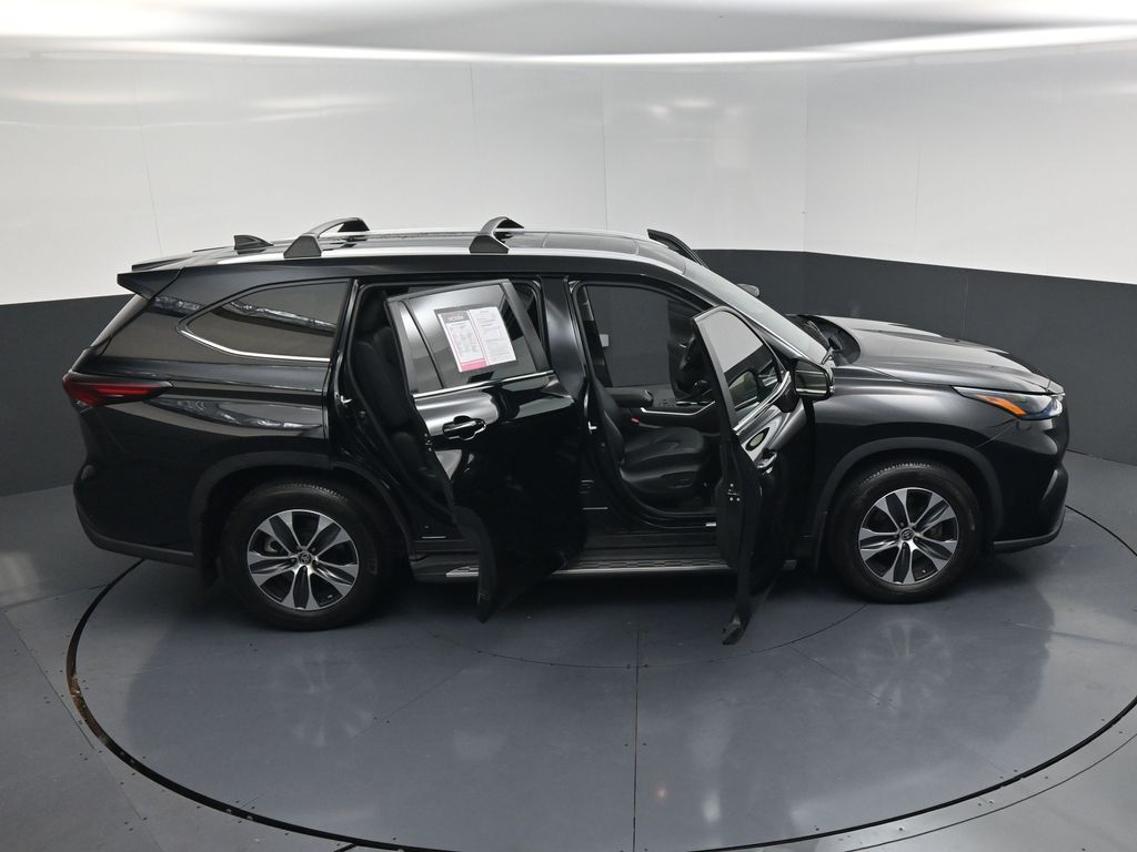 2024 Toyota Highlander XLE Black at Don McGill Toyota
