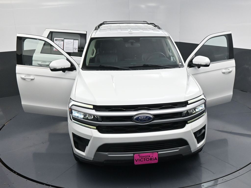 2022 Ford Expedition Max XLT White at River Oaks CDJR
