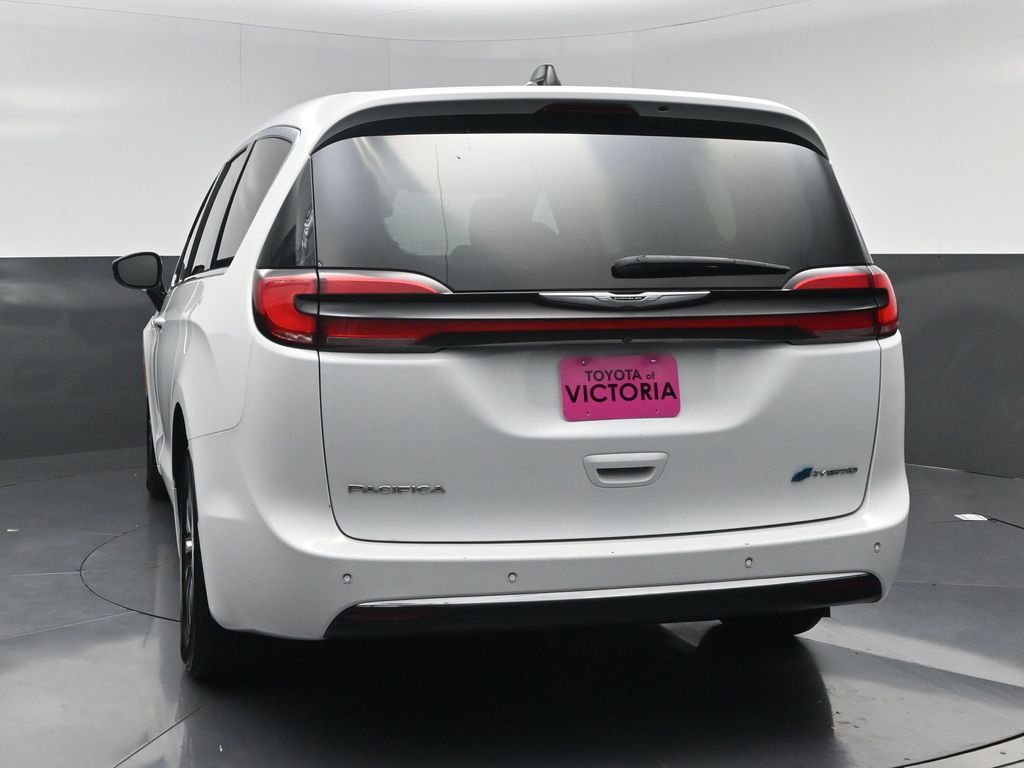 2024 Chrysler Pacifica Hybrid Select White at Bayway Cadillac of The Woodlands