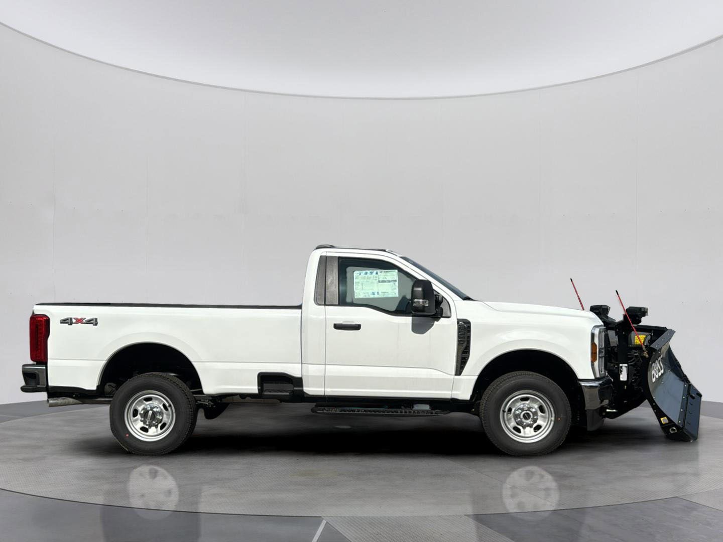 2026 Ford F-350 Super Duty XL - Photo 8