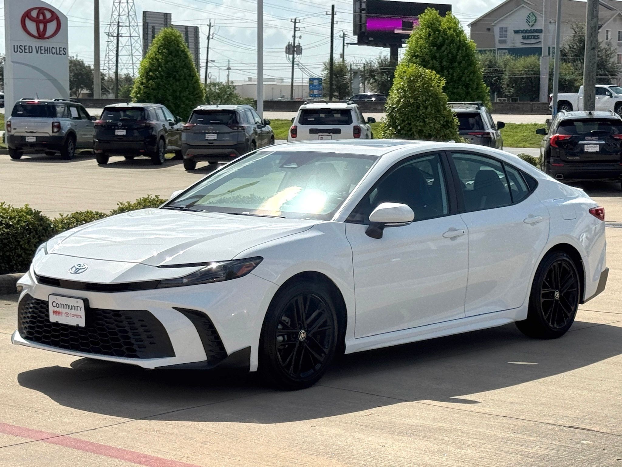 2025 Toyota Camry SE White at Big Star Buick GMC