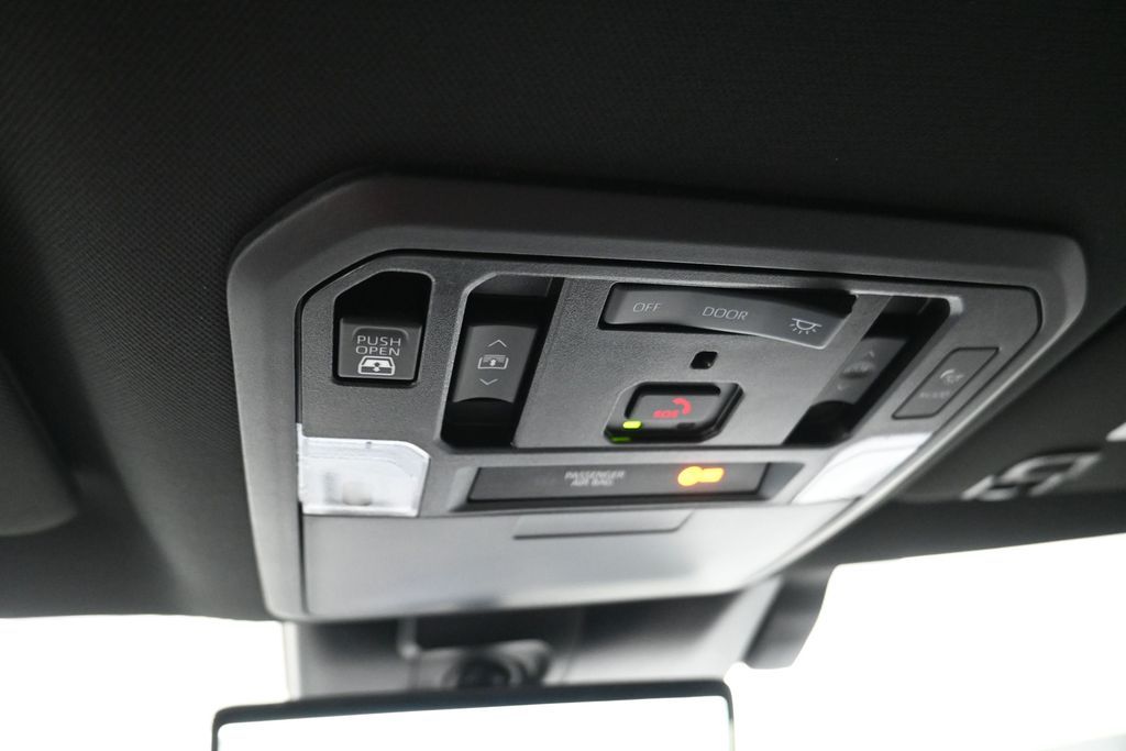 2026 Toyota Tundra Hybrid Platinum - 11
