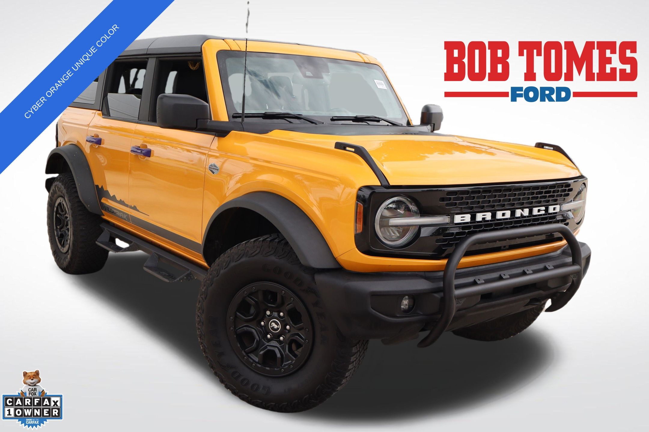 Orange Metallic 2022 Ford Bronco SUV / Crossover Four-Wheel Drive Automatic