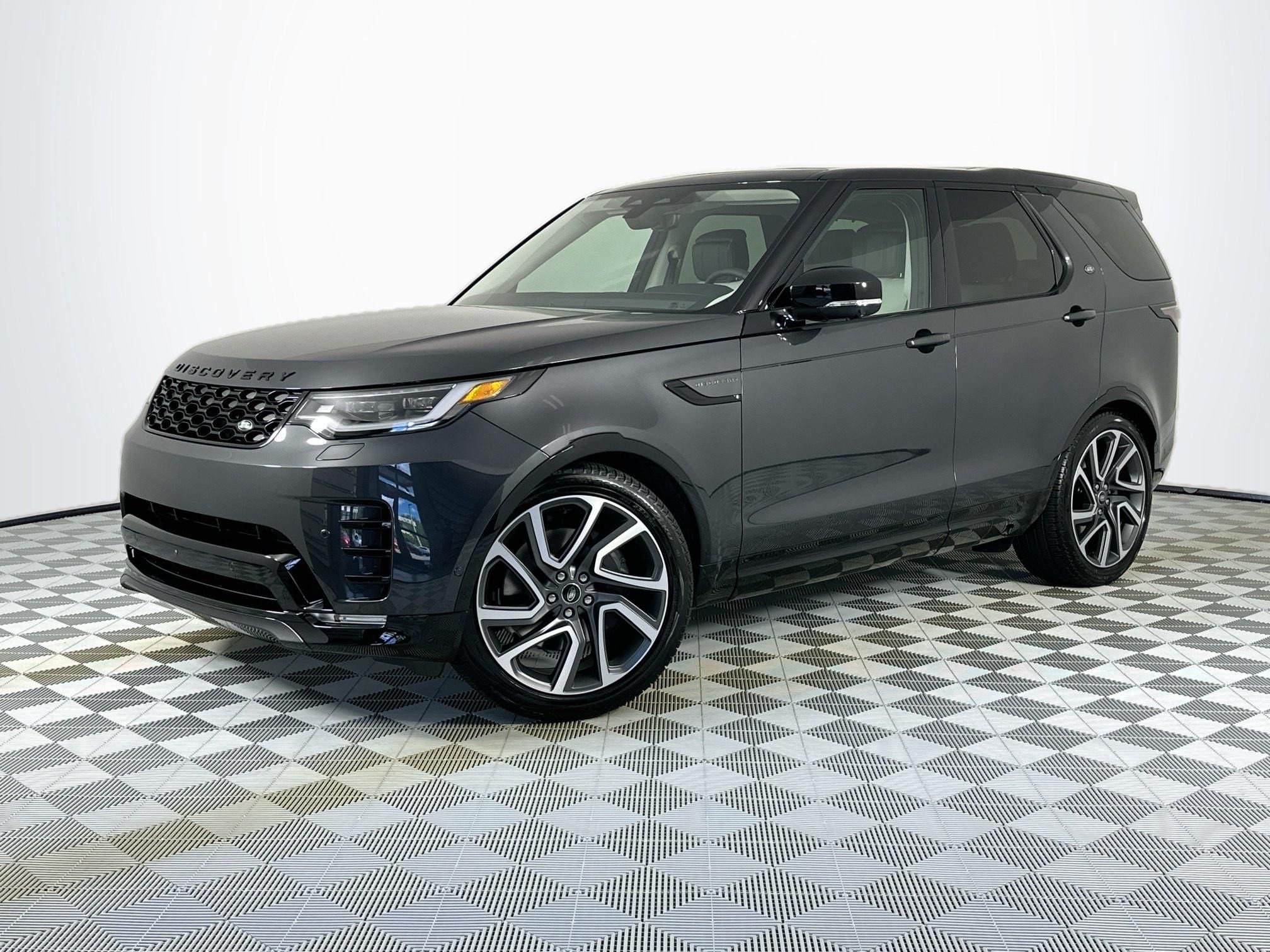 new 2025 Land Rover Discovery car, priced at $79,478