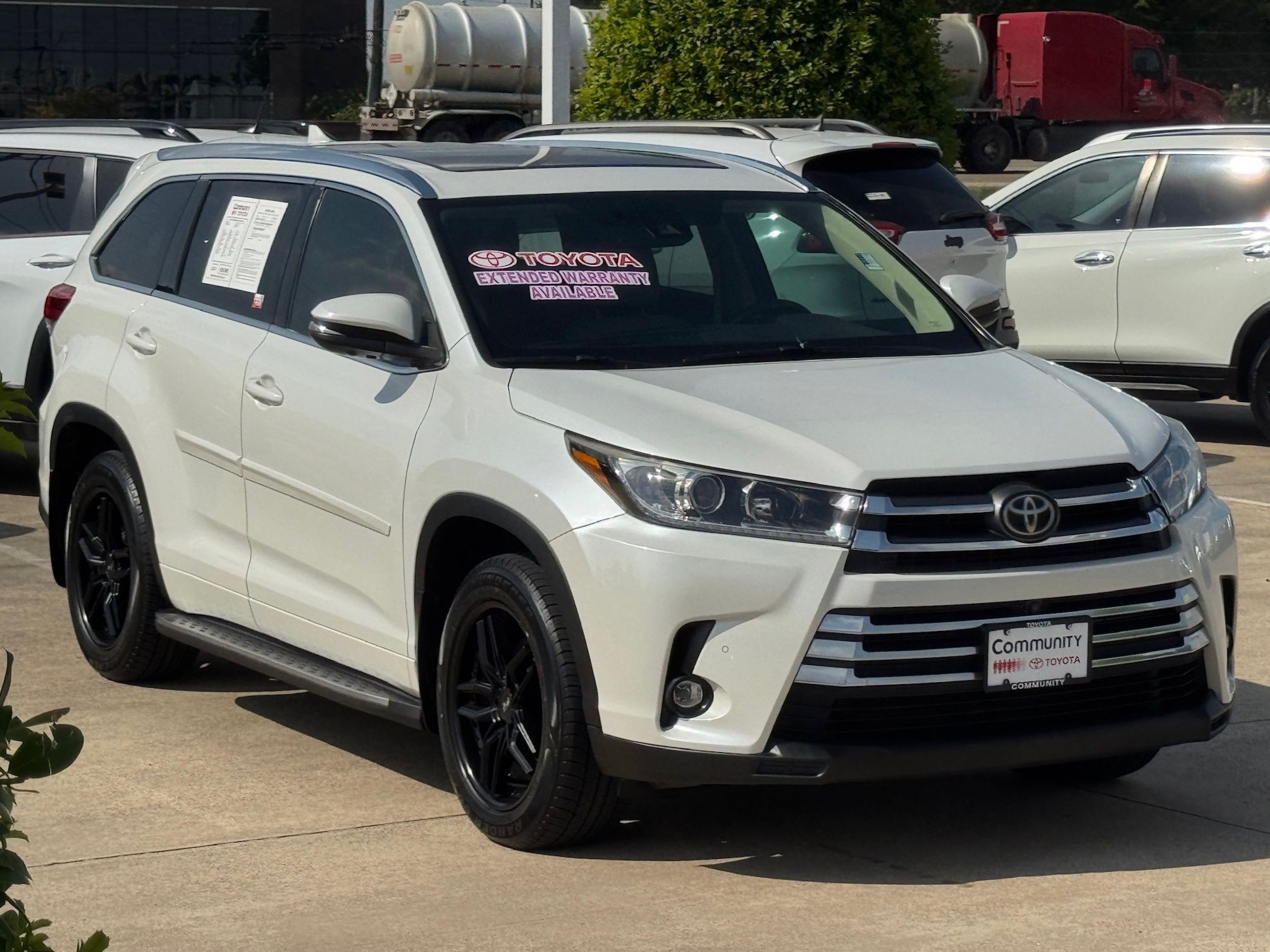 2019 Toyota Highlander Limited Platinum White at Gullo Toyota