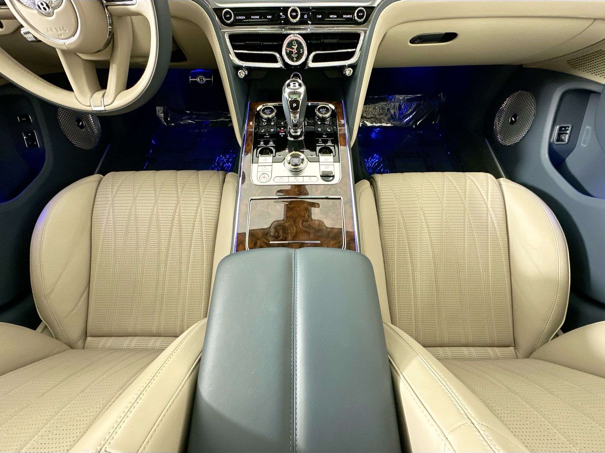 used 2022 Bentley Flying Spur car