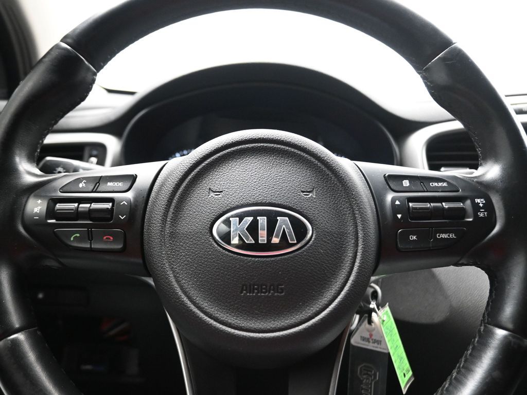 2017 Kia Sorento LX White at Toyota of Victoria