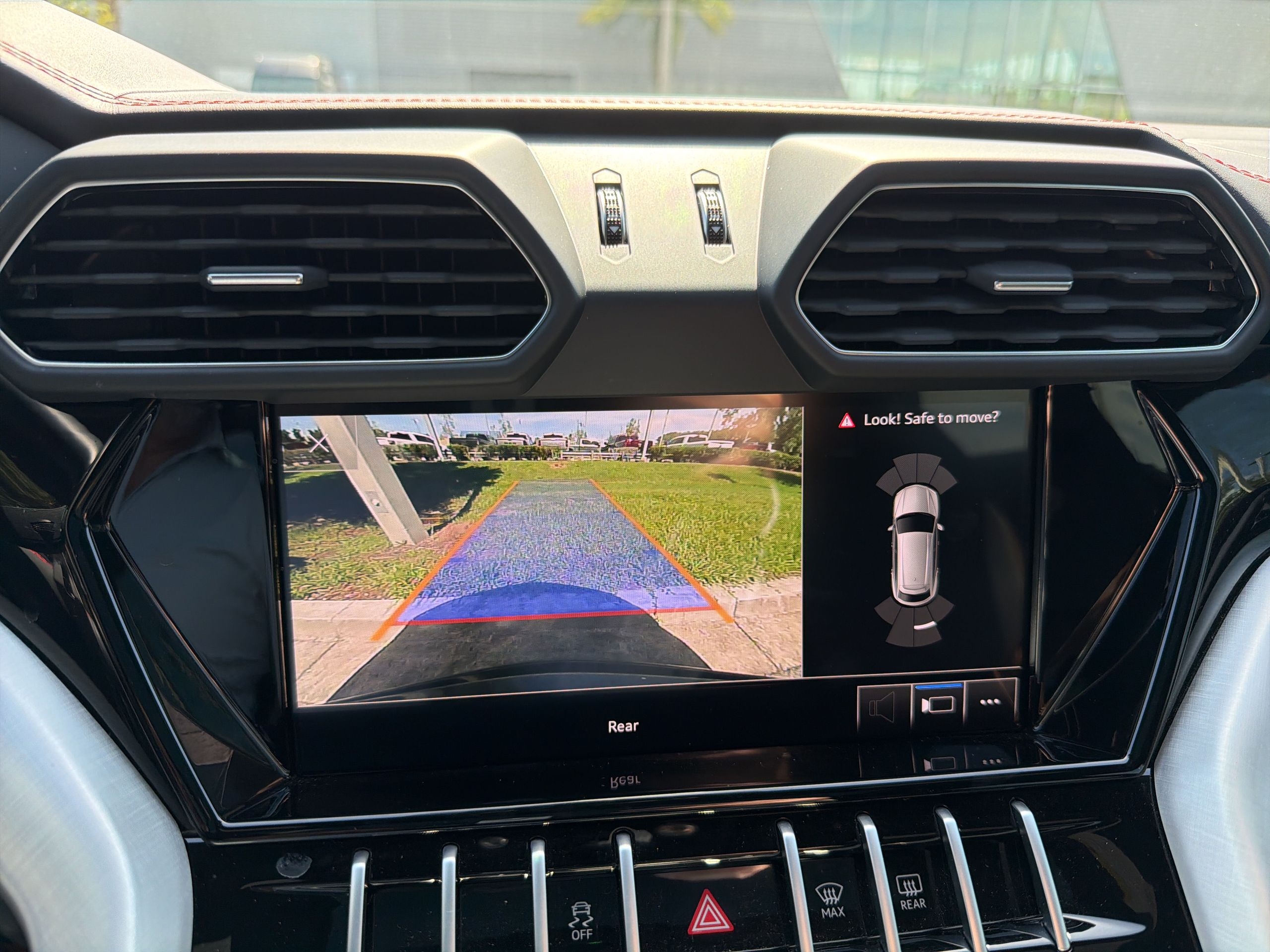 2021 Lamborghini Urus Base - Photo 12