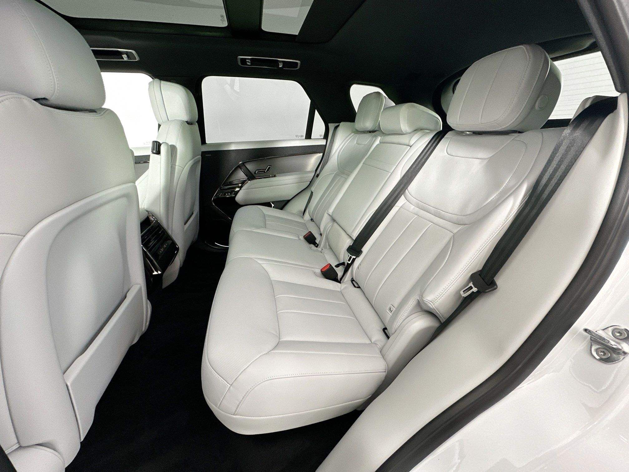 new 2026 Land Rover Range Rover Sport car, priced at $89,120