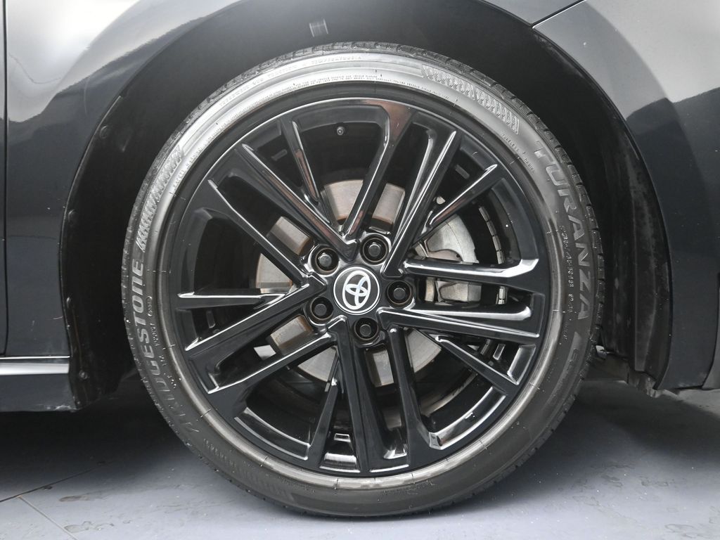 2025 Toyota Camry SE - 4