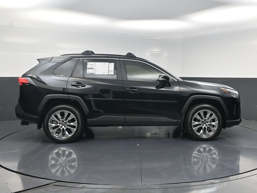 2025 Toyota RAV4 XLE Premium - 3