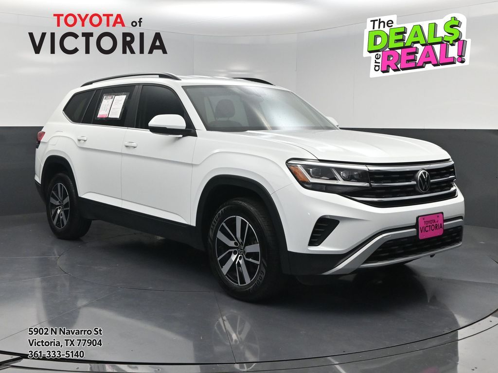 2022 Volkswagen Atlas 2.0T SE White at Wharton Ford