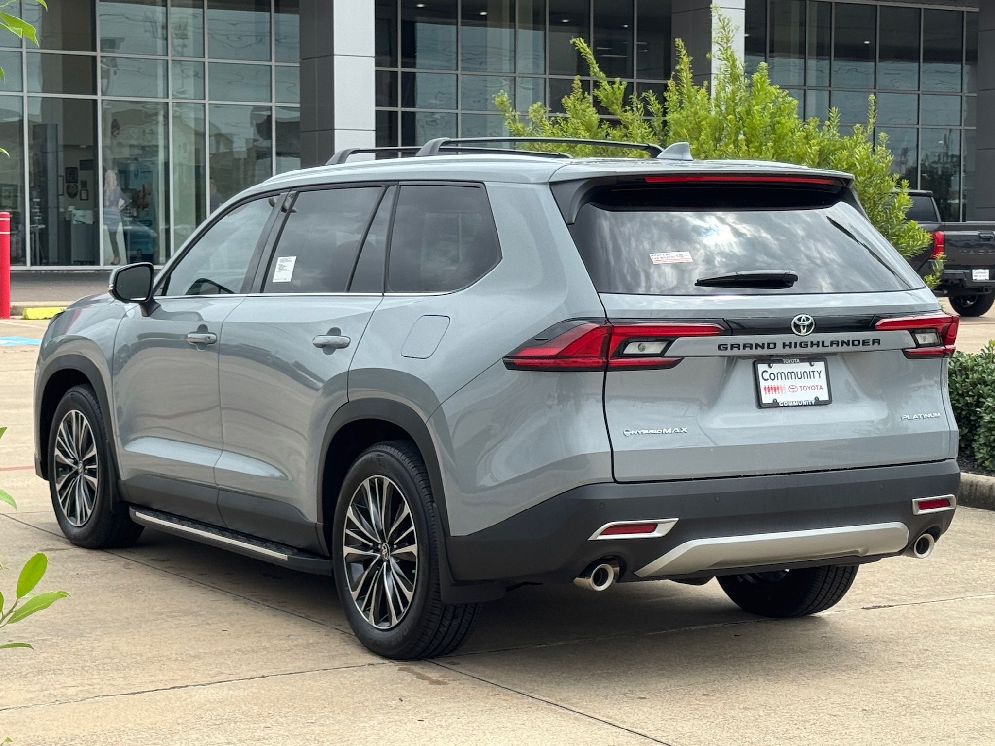2026 Toyota Grand Highlander Hybrid MAX Platinum  at Gullo Toyota