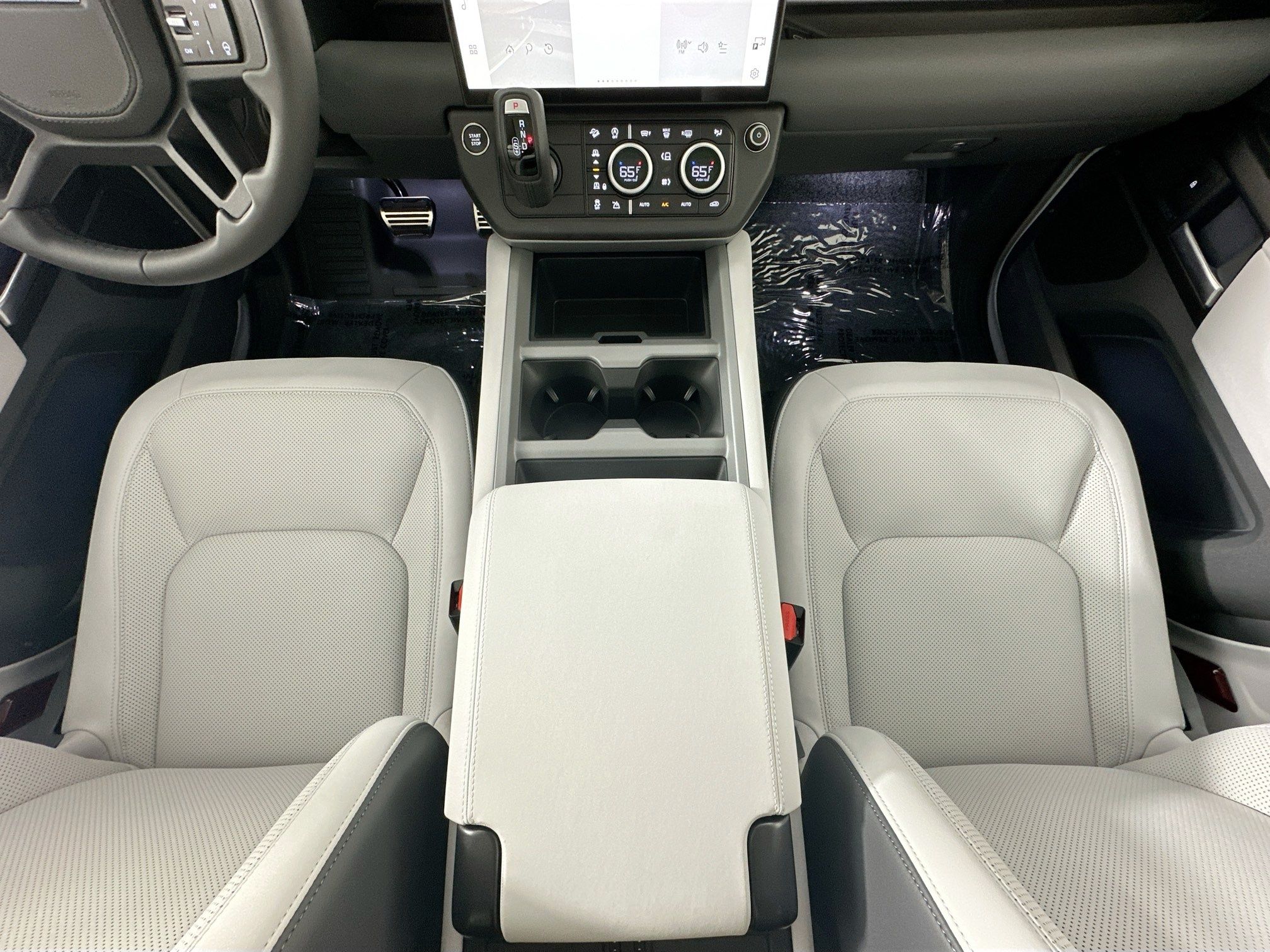 new 2026 Land Rover Defender 90 car, priced at $123,991