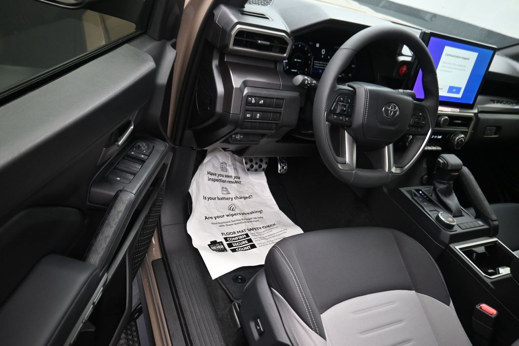 2026 Toyota Tacoma TRD Sport - 11