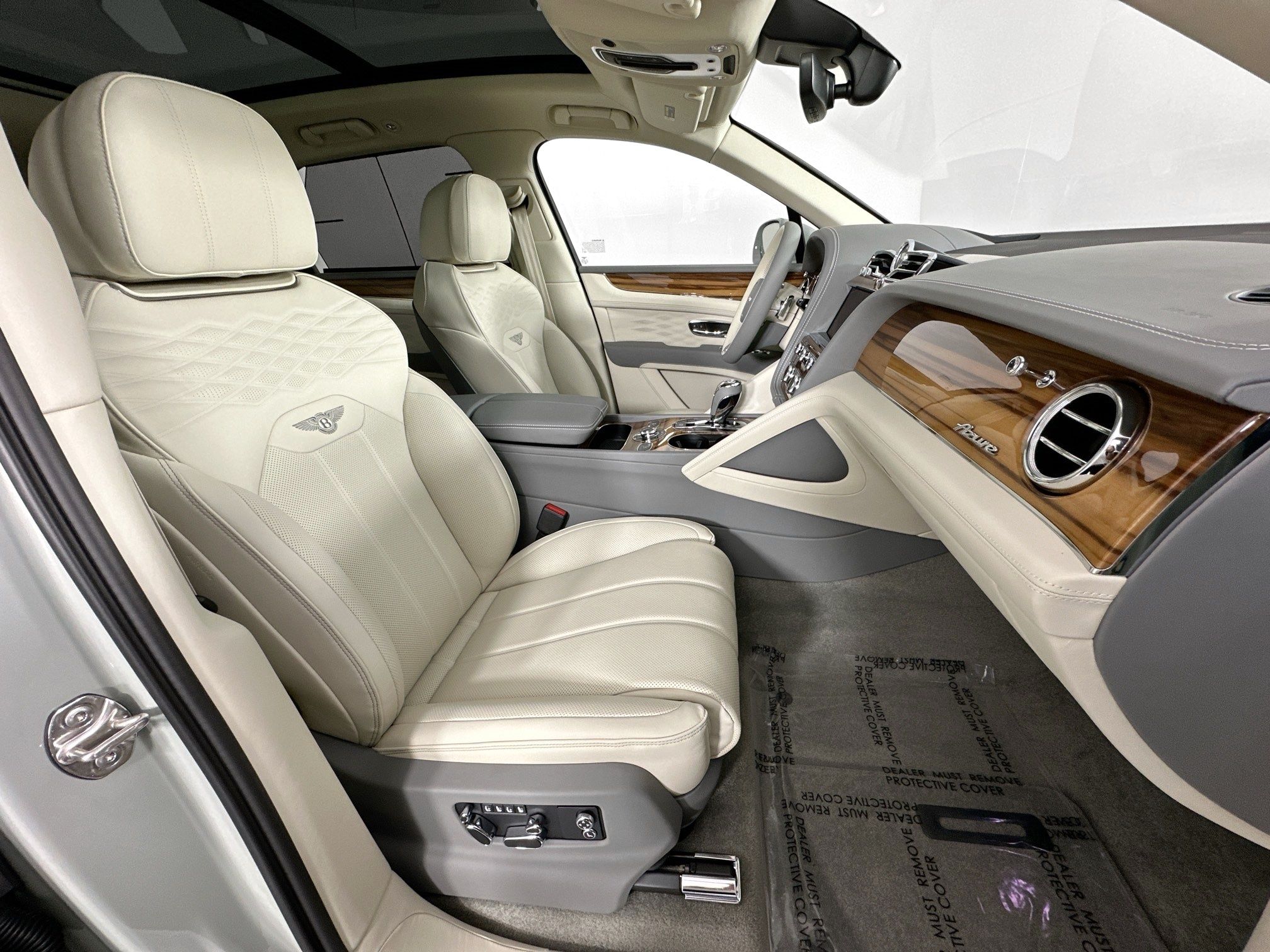 new 2025 Bentley Bentayga car