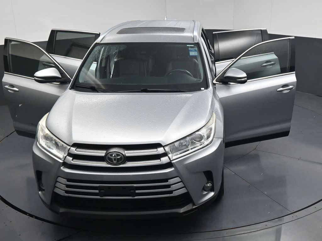 2019 Toyota Highlander XLE Silver at DeMontrond Mazda