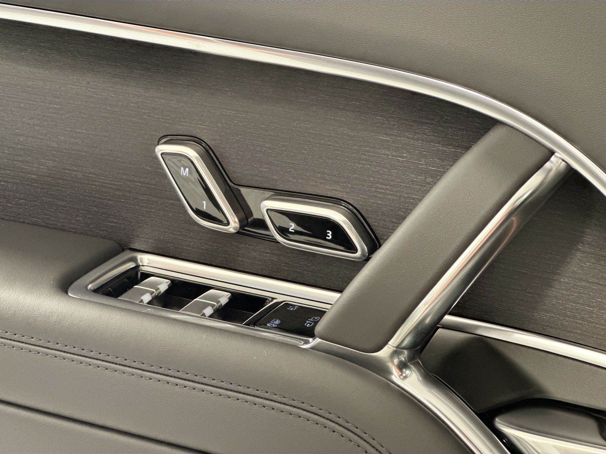 new 2026 Land Rover Range Rover car, priced at $166,475