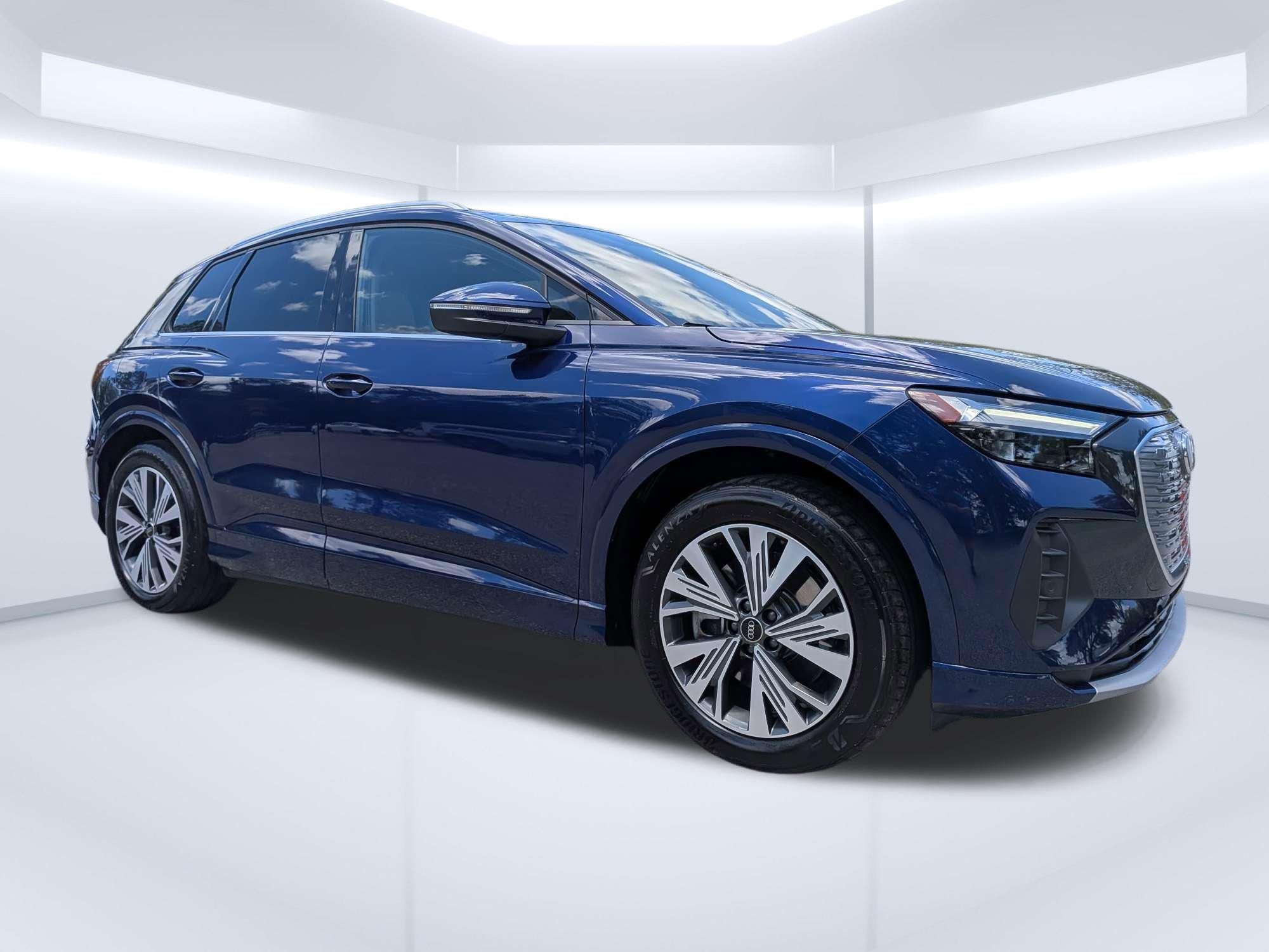 2023 Audi Q4 e-tron 40 Premium's photo