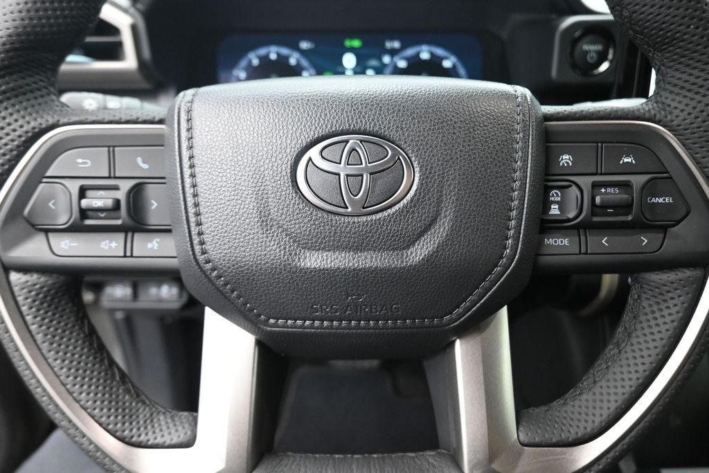 2026 Toyota Tacoma Hybrid Limited - 6