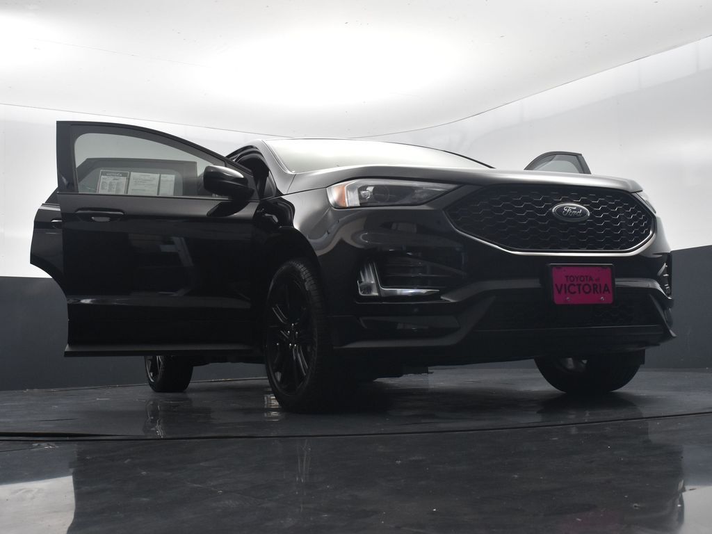 2024 Ford Edge ST Line Black at Legacy Ford